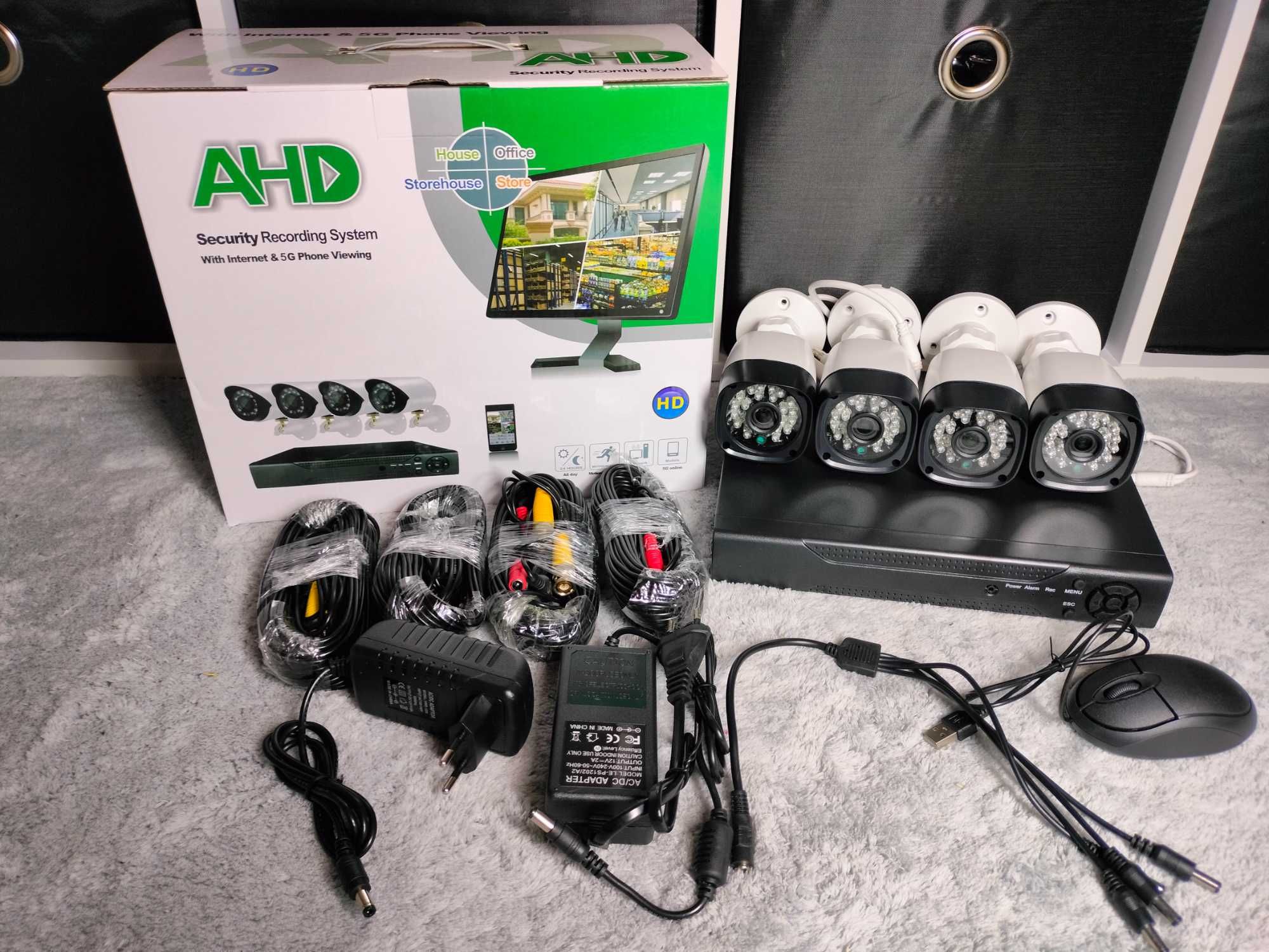 набір 4 х камер для відеоспостереження + реєстратор з усіма дротами