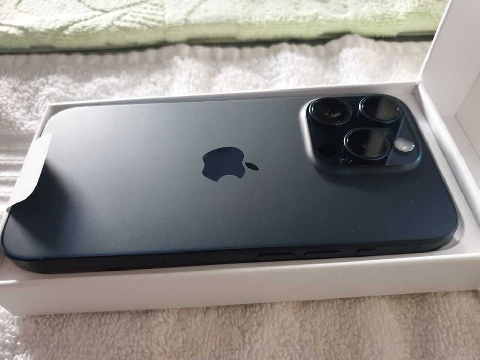 Iphone 15 pro max 1 TB Titanium Blue