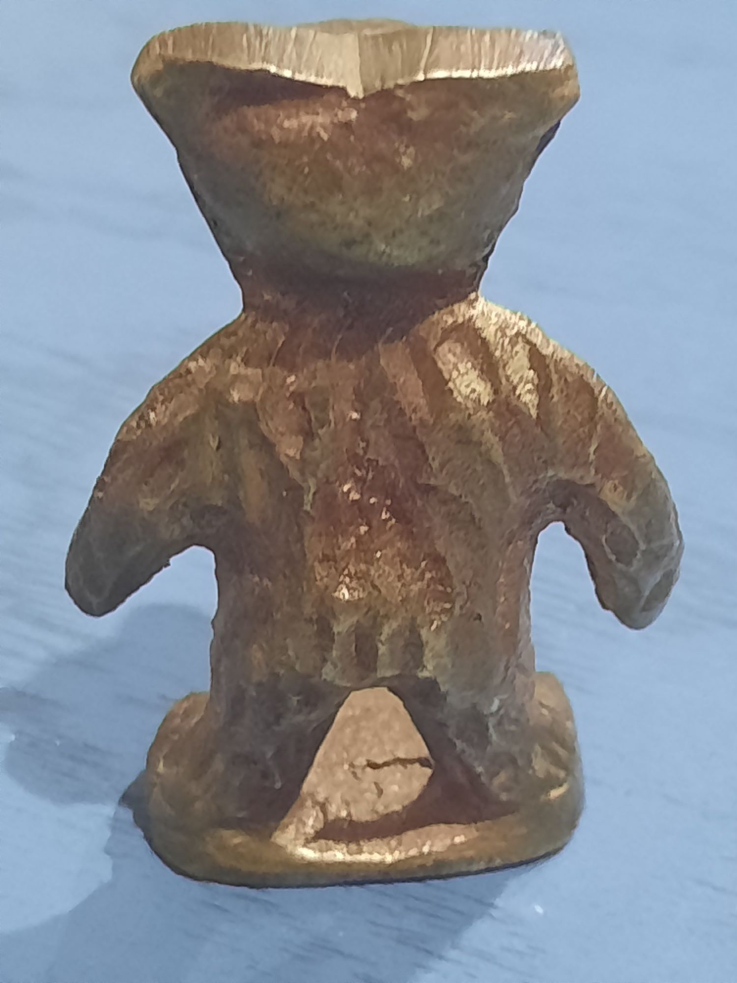Kolekcjonerski mosiężny miniaturowy Rupert  bear ?