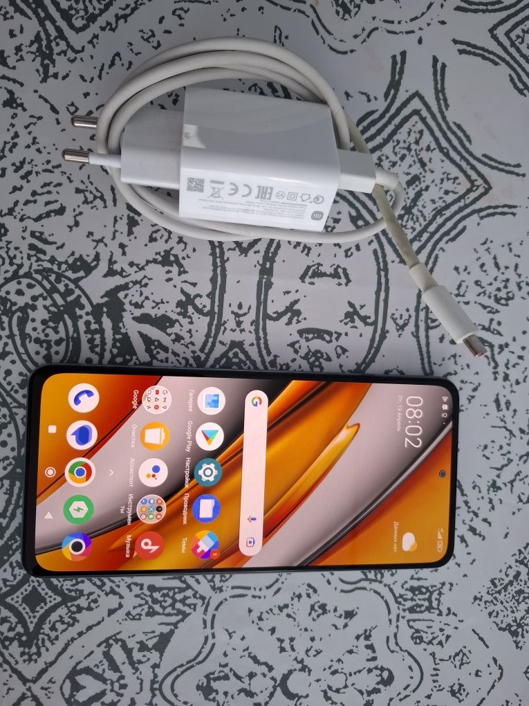 Poco f3 6+2/128gb