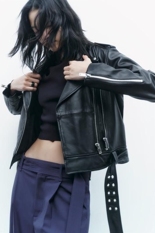 Zara оригинал косуха натуральная кожа

Размер XS, S - В НАЛИЧИИ в Киев
