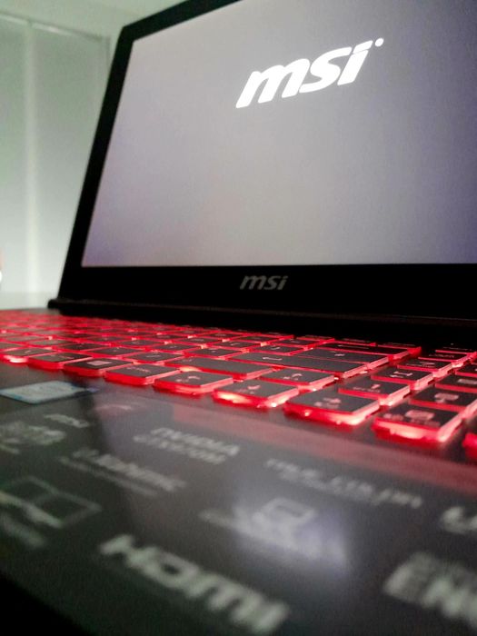 Portatil Gaming MSI i7