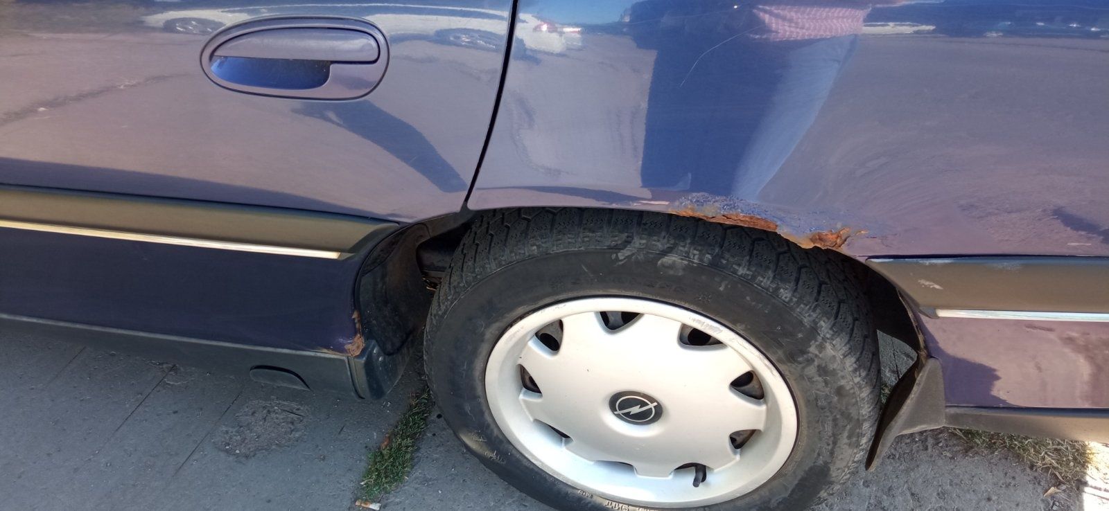 Opel Omega 3.0 (1997)