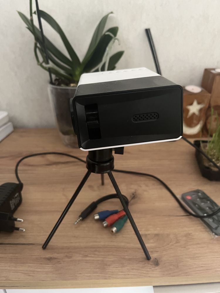 Led projector, проектор для телефону або ноута
