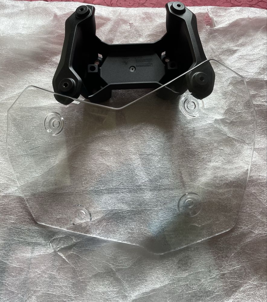 Para-brisas curto (210mm), BMW F750gs Original.