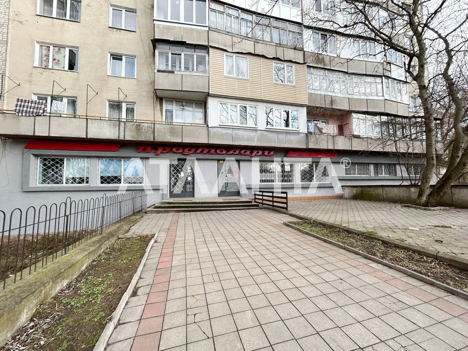 Оренда, 303 кв м, Узбецька