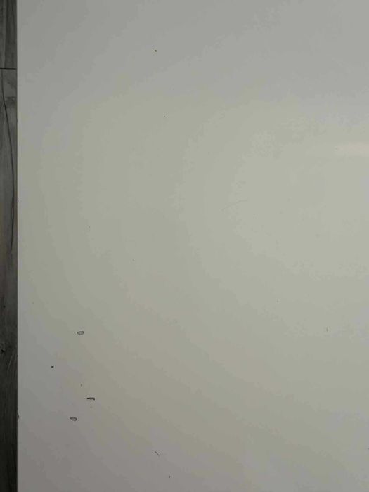 Sprzedam stół biały lakierowany