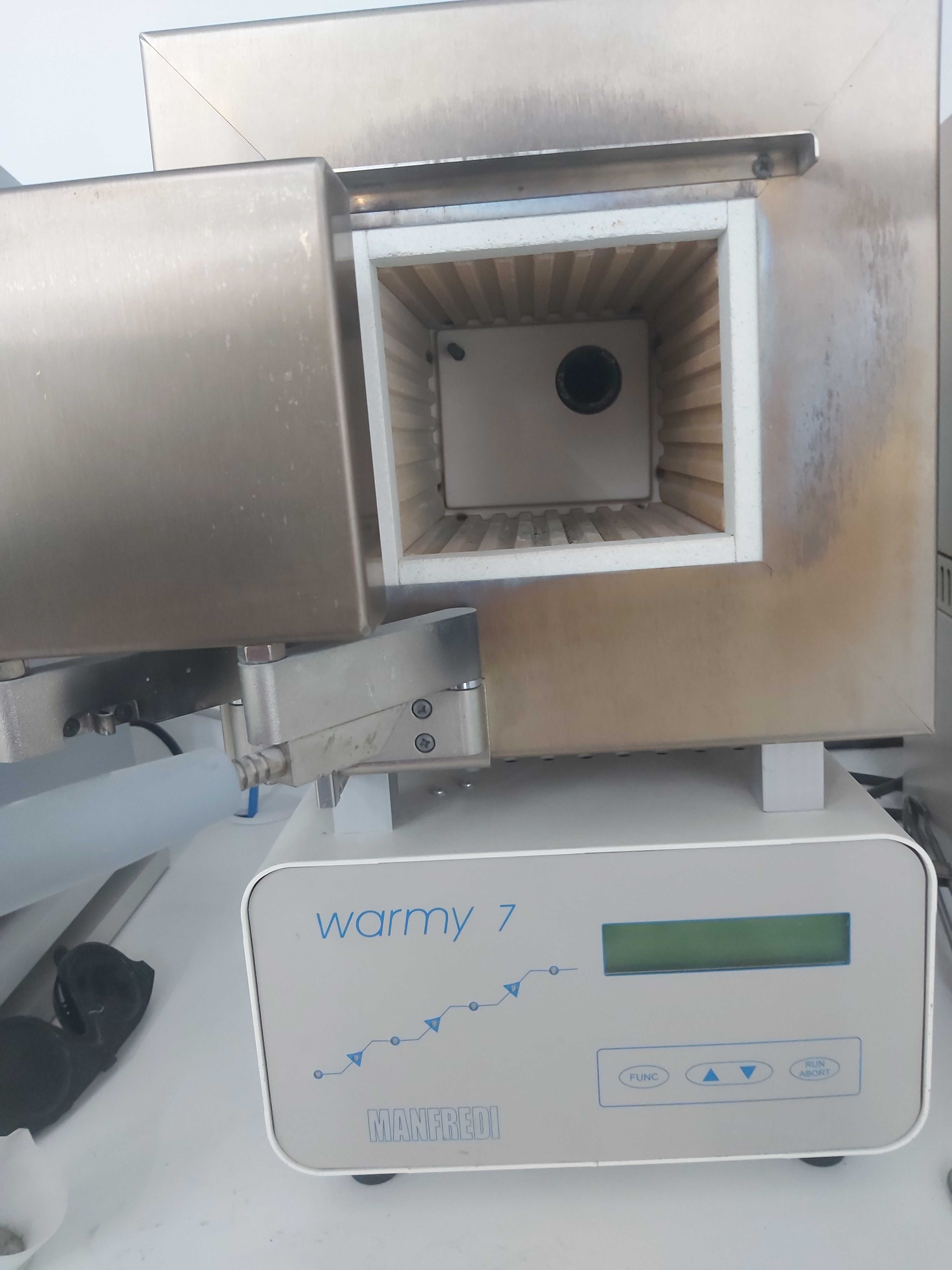 Vendo Forno Manfredi Warmy 7 com exaustor - Prótese dentária