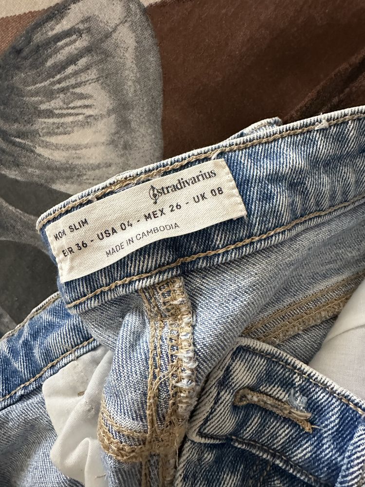 Calças Mom Jeans