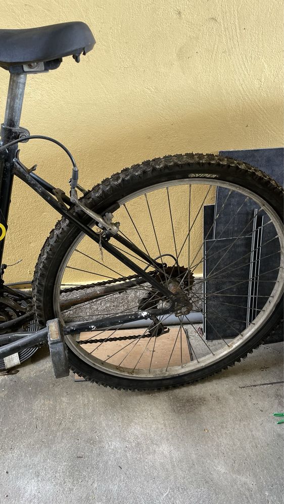 Bicicleta Em bom estado