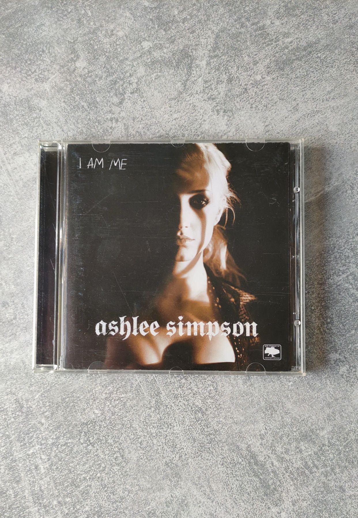 CD ASHLEE SIMPSON  I AM Me Oryginalna płyta kompaktowa