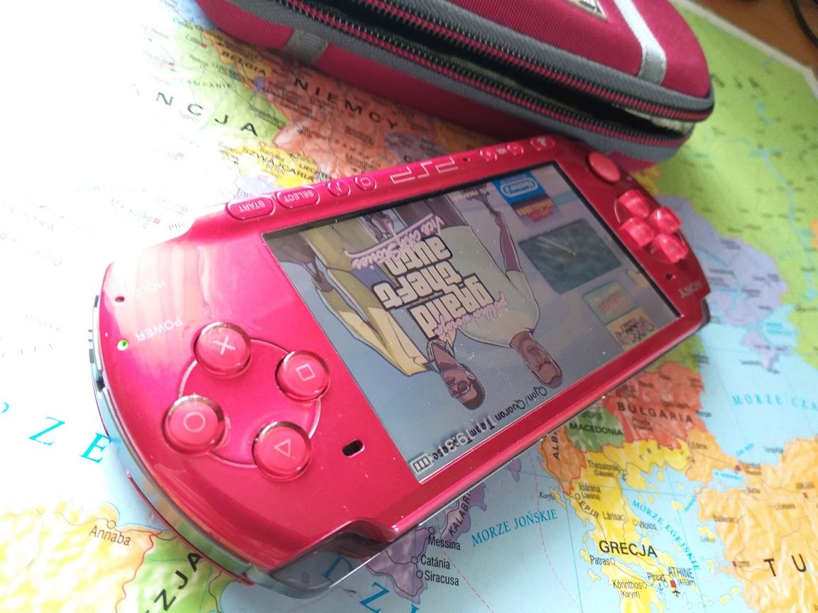 Konsola Sony psp 3004 radiant red stan bardzo dobry