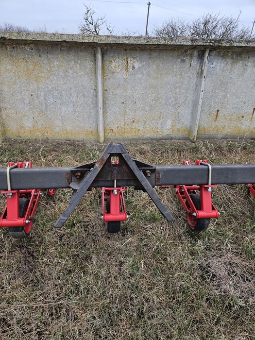 Культиватор пропашний КРН 5.6