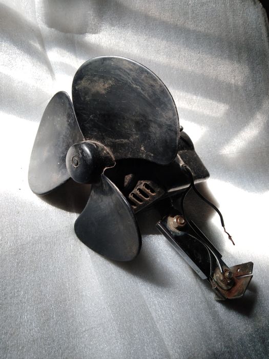 Вентилятор двенадцативольтовый