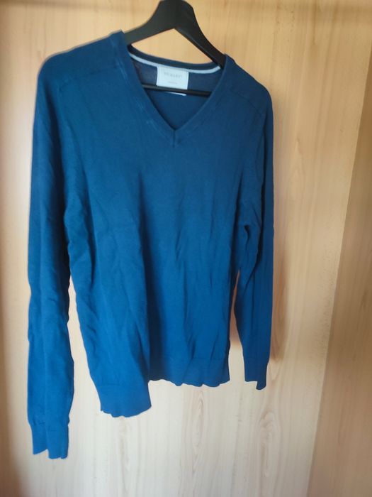 Camisola gola de bico