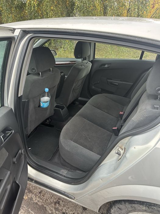 Продам Opel astra h