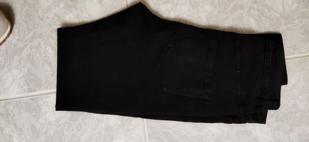 Calça de marca Calzedonia