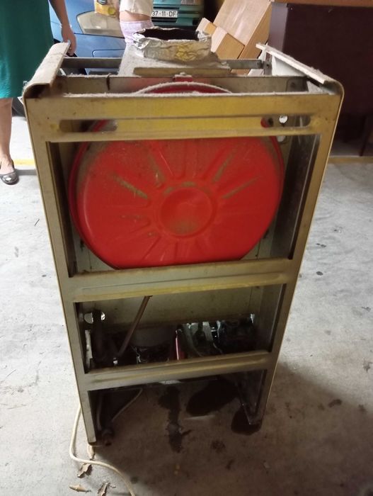 Caldeira de aquecimento - água e ambiente - marca Radiant