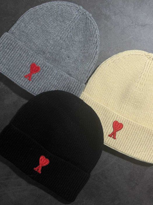 Шапка молочная Ami Шапка Ami Шапка Ami Paris Шапка Ами чорная