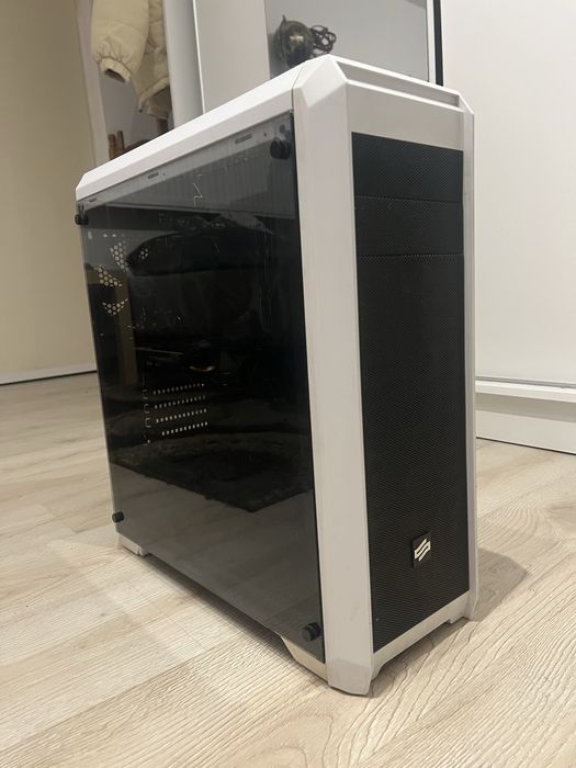 Komputer stacjonarny - idealny do gier jak i do szkoły