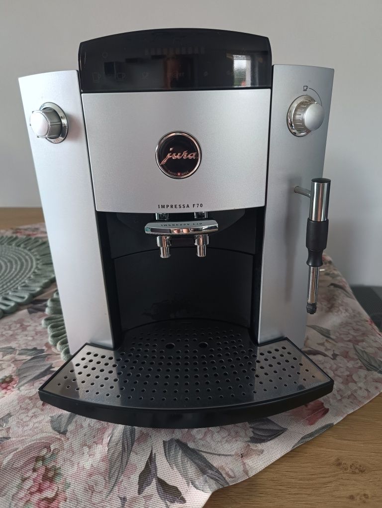 Ekspres Jura Impressa F70