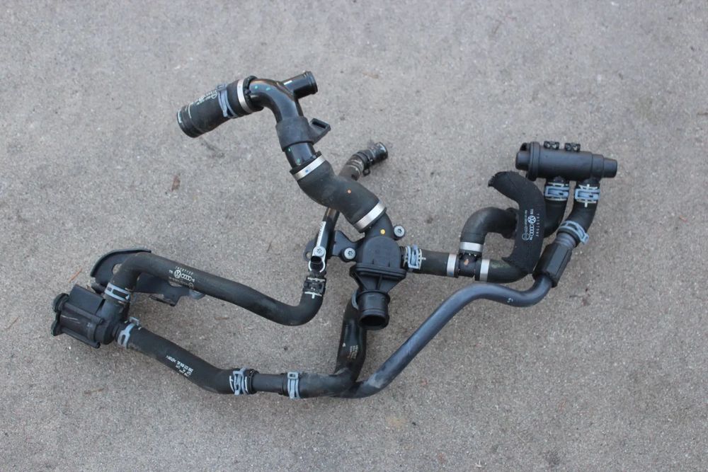 Pompa Wody Węże Magistrala Wodna VW Crafter II MAN TGE 2N0121599L