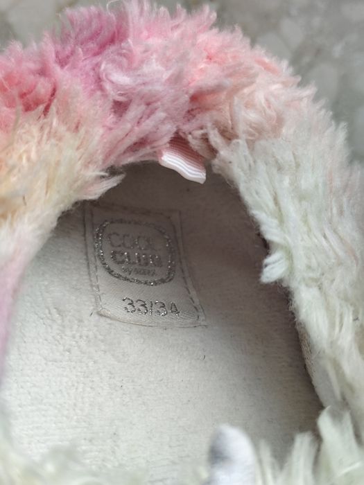 Kapcie tęczowe jednorożce dla dziewczynki Cool Club r. 33/34
