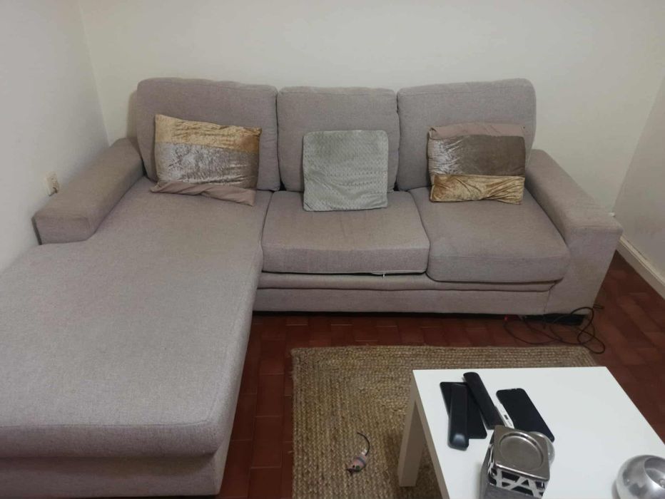 Sofá Chaise long cinza