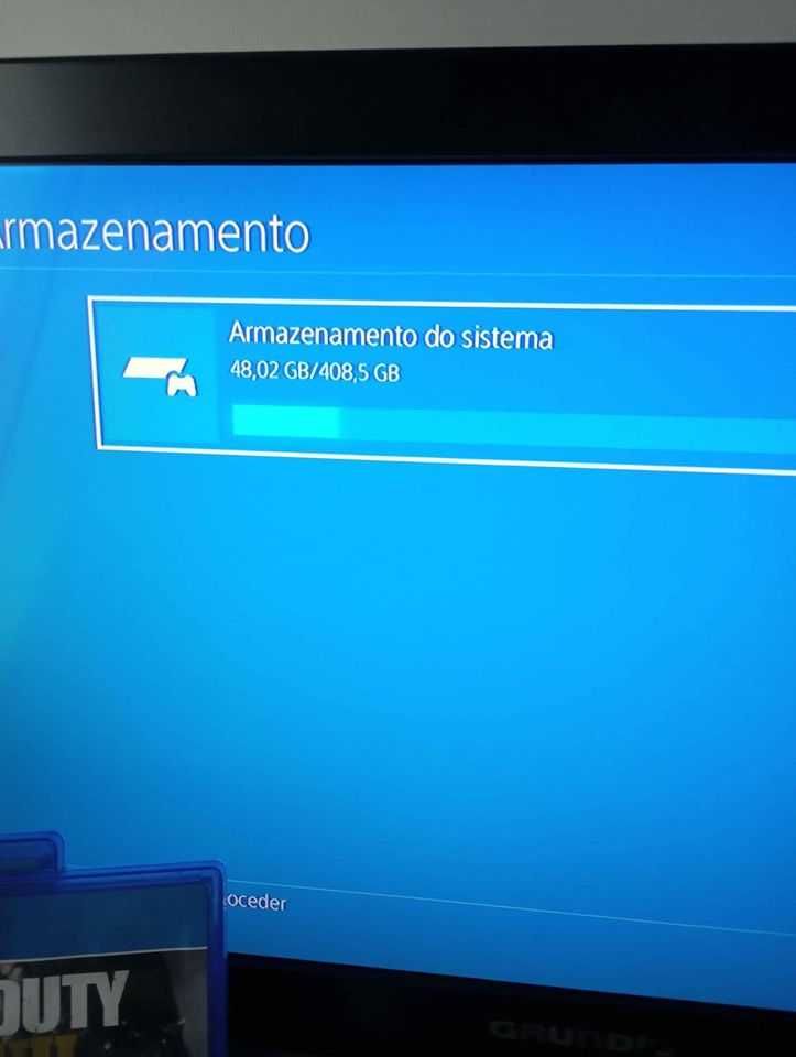 Ps4 Fat 500gb nunca aberta + Fifa 17 e Fifa 19