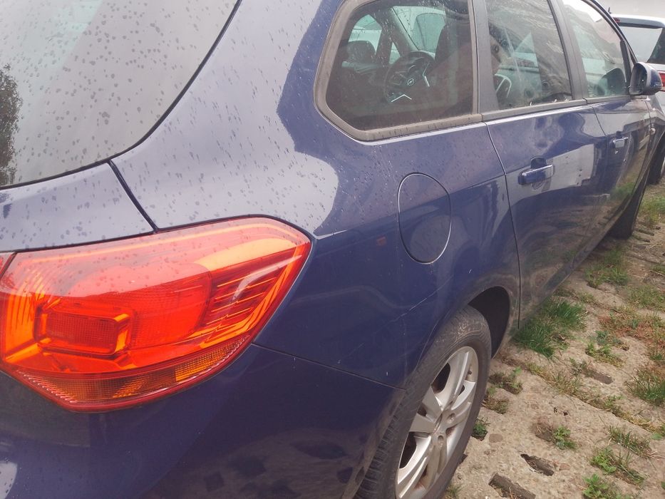 Opel Astra j 2.0 CDTI 2011
