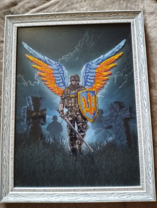 Картина "Защитник" вышитая бисером