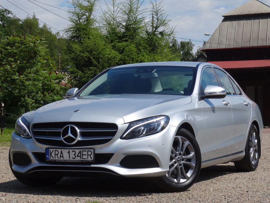 Mercedes-Benz Klasa C C180-Avantgarde-I Właściciel-Bezwypadkowy-Bezkolizyjny