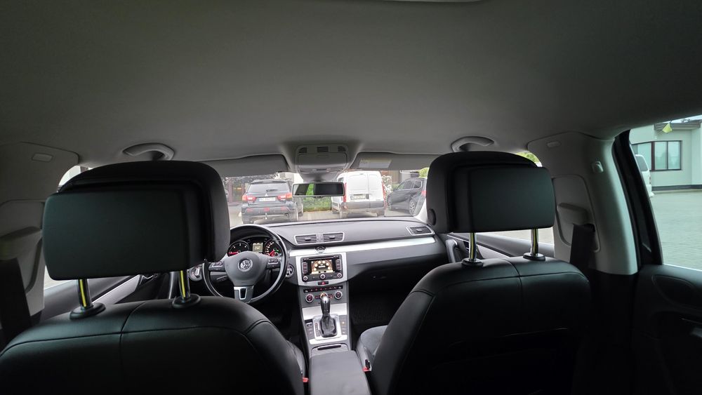 Volkswagen Passat B7 2.0TDI DSG Highline 2011