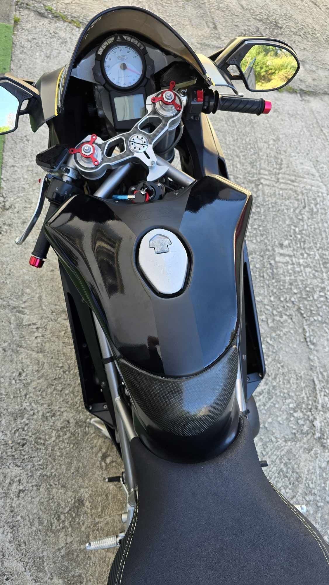 Ducati 749s dark única a venda em PT
