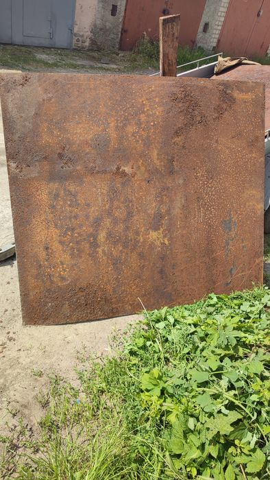 Металл листовой 2мм і 4мм
Новий лезалий