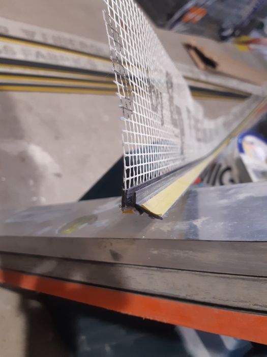 Listwy przyokienne Bella Plast antracyt grafit