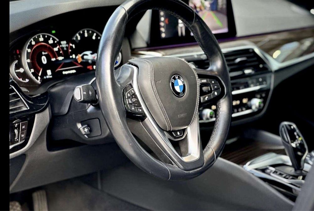 Продам BMW 540 хDrive 2018 год