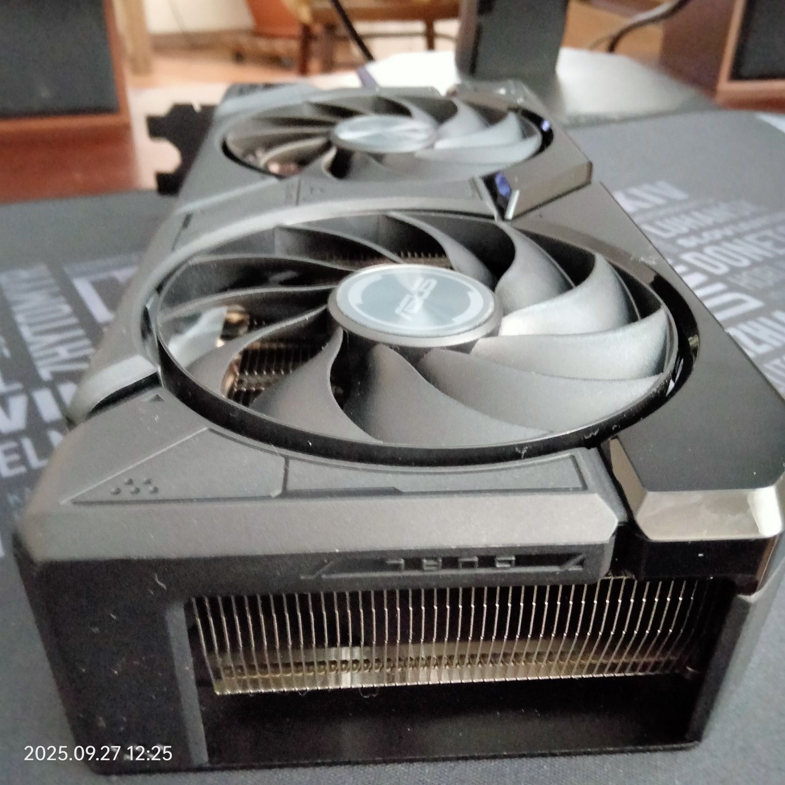 ASUS Radeon RX 7600 8GB GDDR6