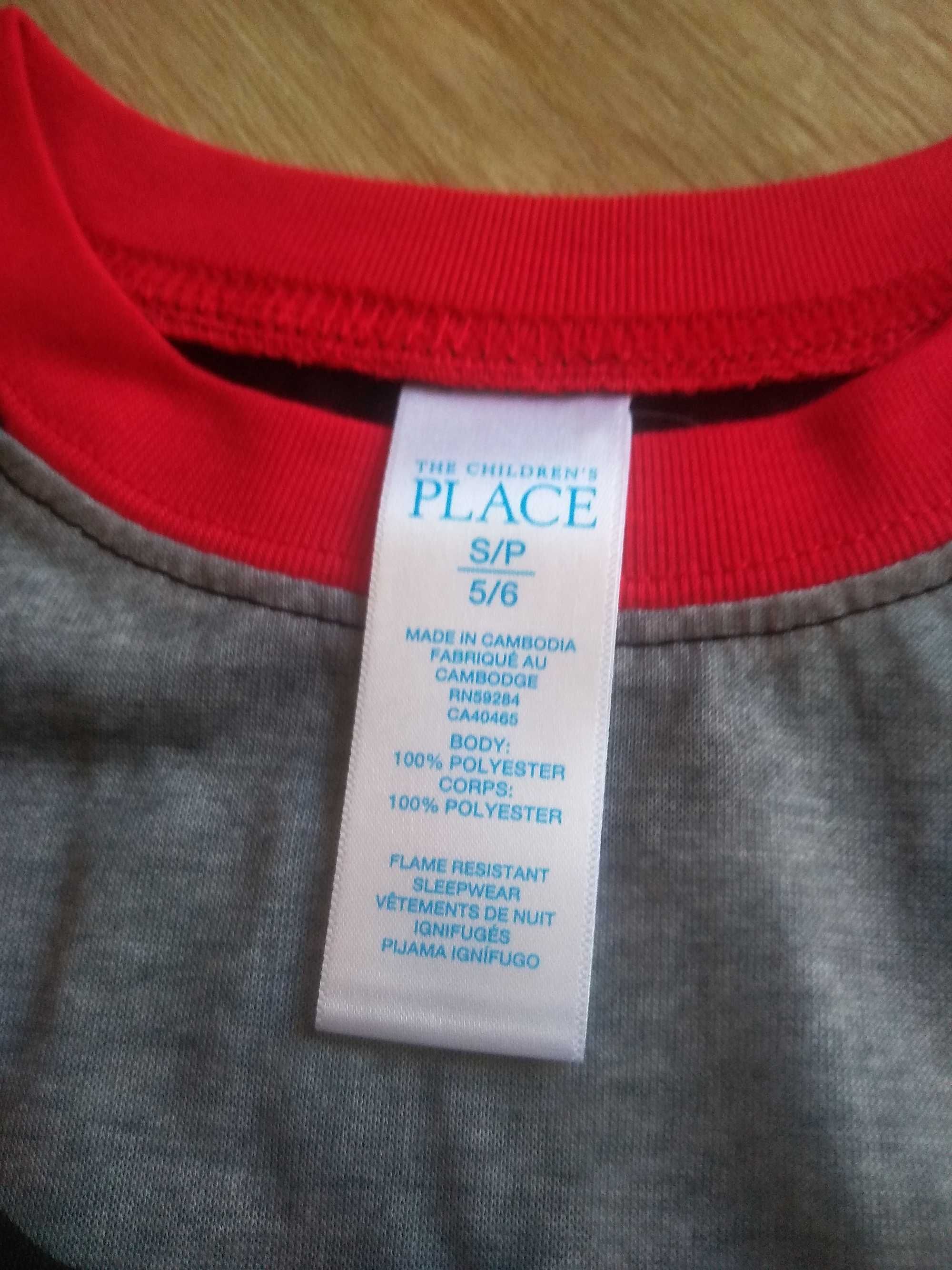 Нова якісна піжама для хлопчика бренду Children's Place  на 5-6 років