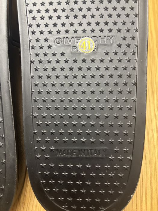 Klapki firmy Givenchy rozmiar 41 nowe