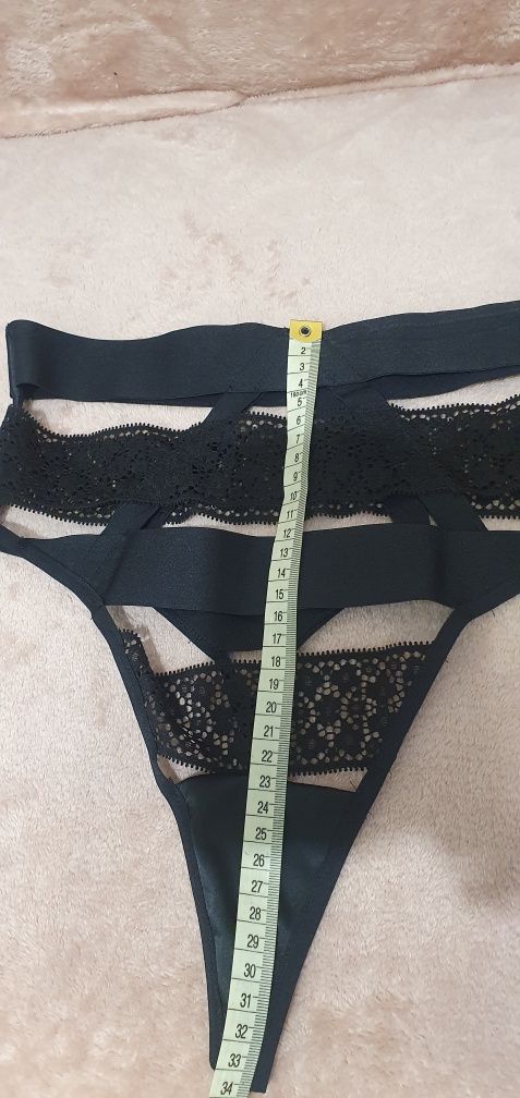 Majtki-stringi Victoria's Secret, tall, wysoki