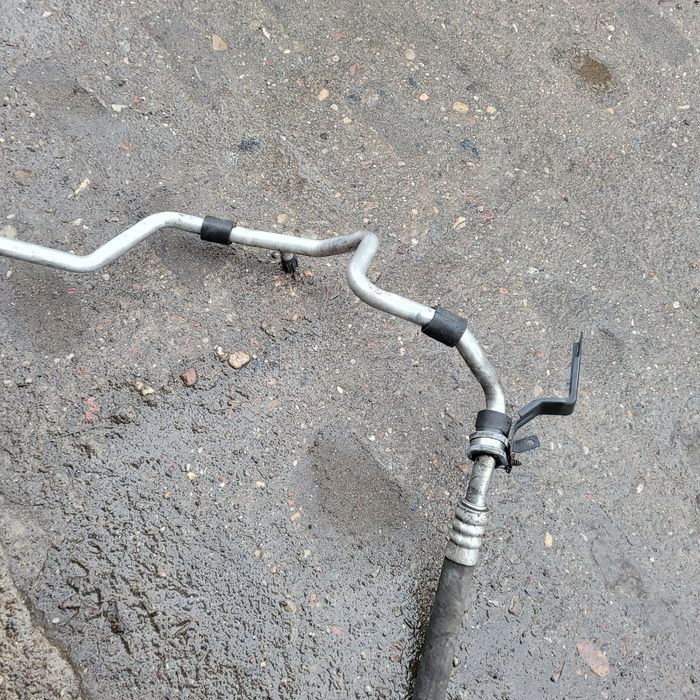 Przewód rurka wąż klimatyzacji vw golf V 1.4FSI 1.6FSI benzyna 2004r