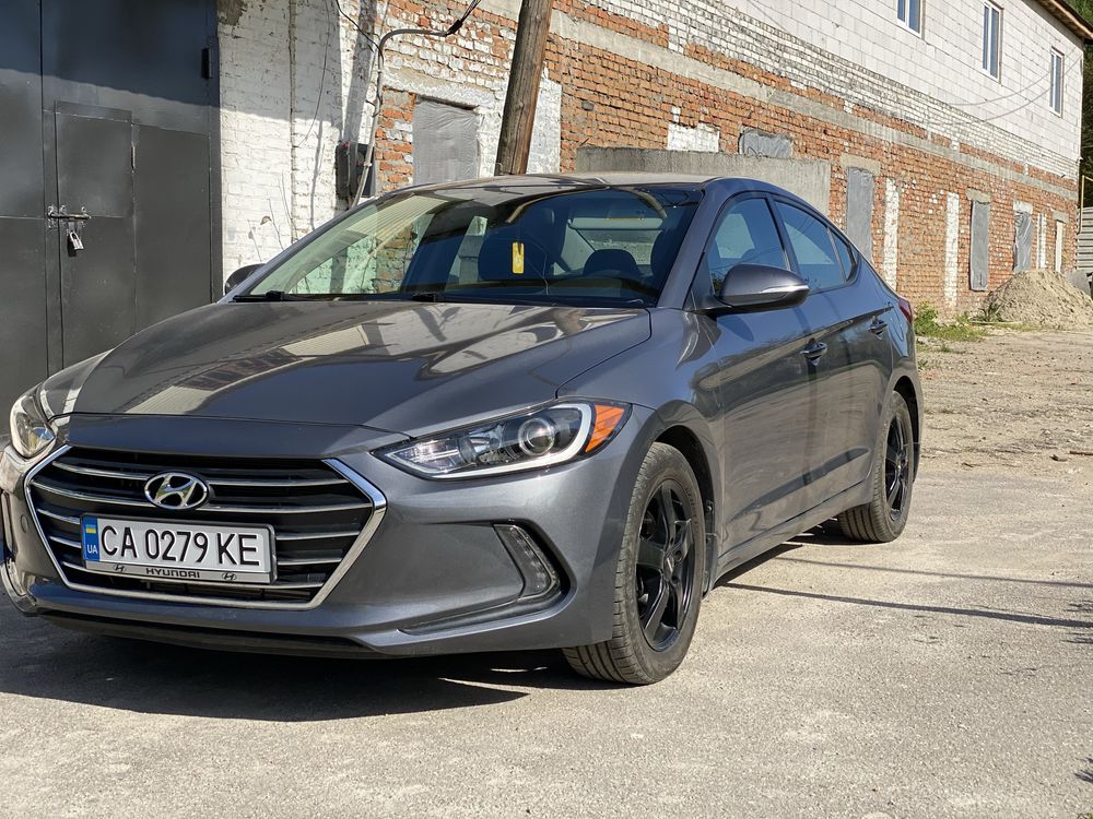 Hyundai Elantra 2016