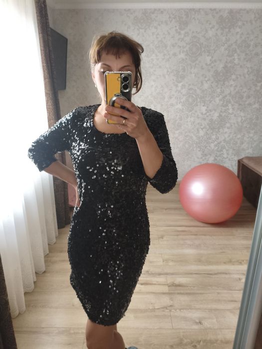 Сукня плаття святкове в паєтку