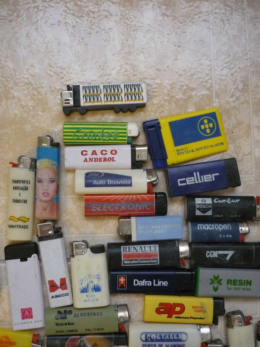 isqueiros colecção antigos (leia a descrição antes de contactar)