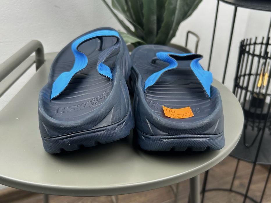 Оригінал! Тапочки шльопки Hoka Ora Recovery 44 розмір М05894