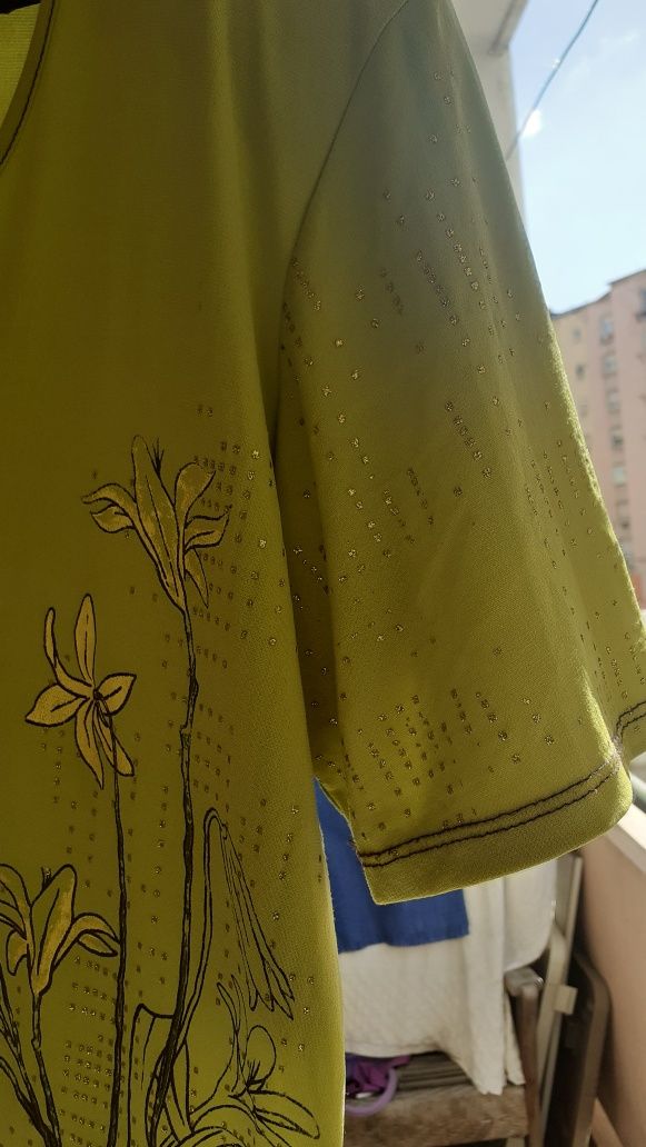 Blusa de malha de seda verde limão  tamanho m l comestampa castanha e