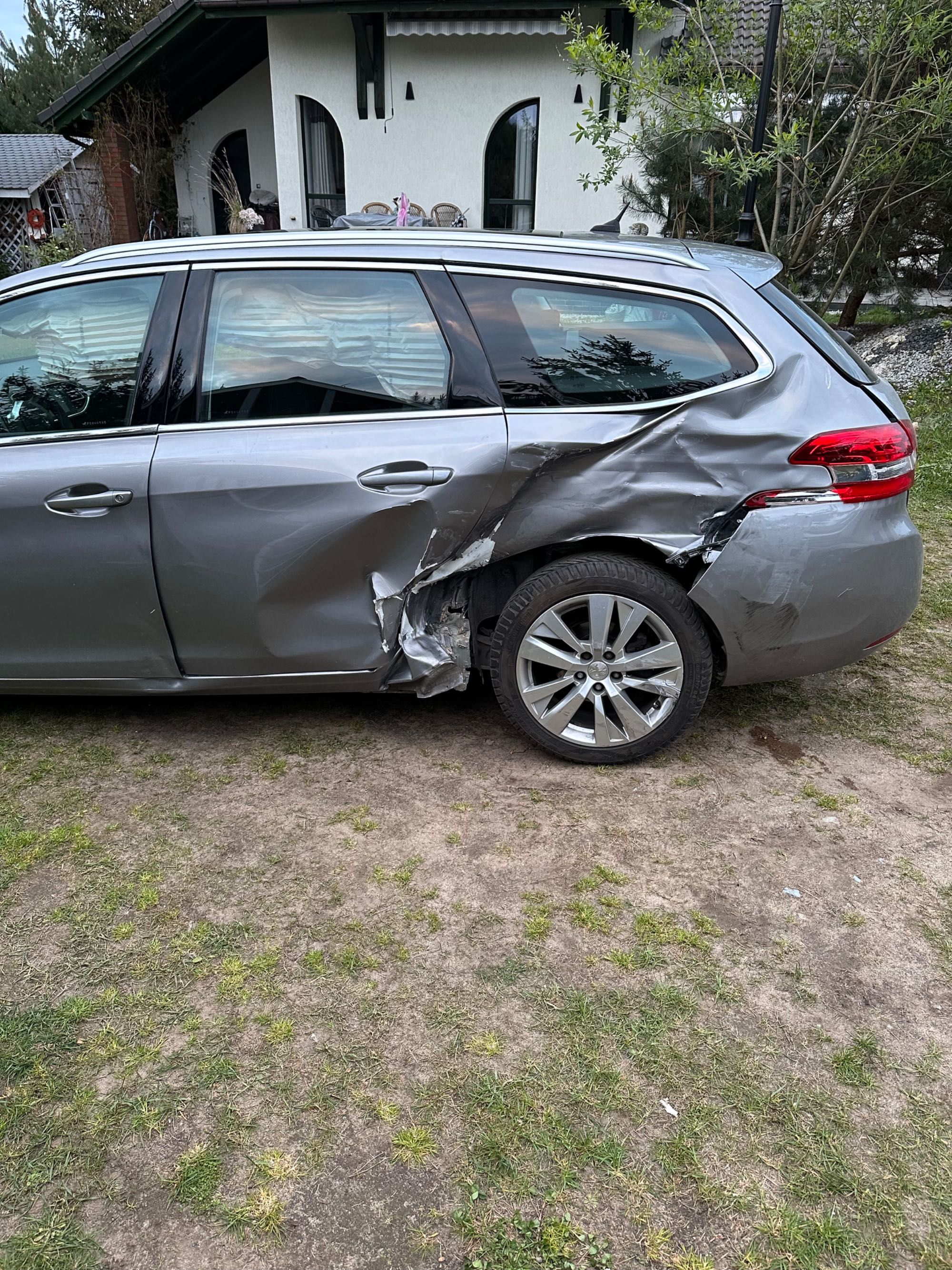 Peugeot 308 1.6 blueHDI