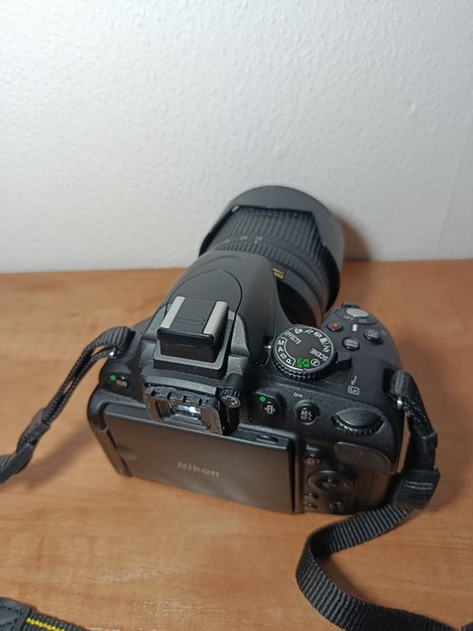 Nikon D5100 + Nikkor 18-105mm VR – zestaw