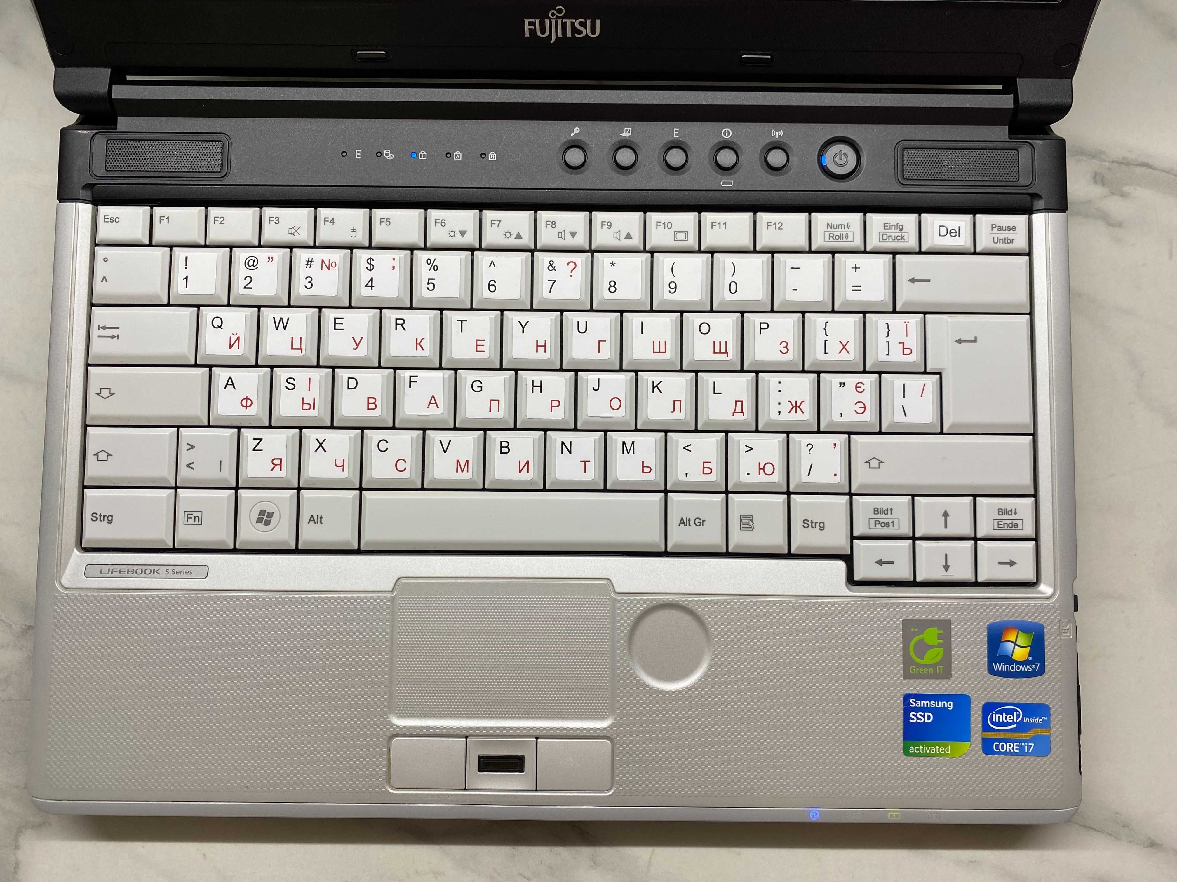 Fujitsu Lifebook S761 Core I7-2640M/8Гб ОЗУ/SSD 240/13.3'' HD